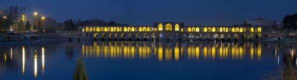 تصویر پانوراما از پل خواجو در اصفهان