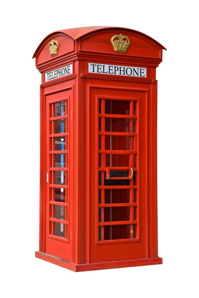 باجه تلفن قرمز بریتانیایی جدا شده روی سفید