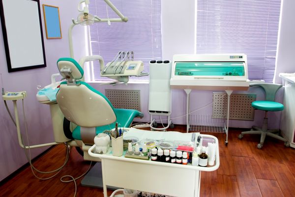 مطب اتاق دندانپزشکی در کلینیک پزشکی