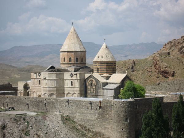 قلعه آدمکش ها در ایران