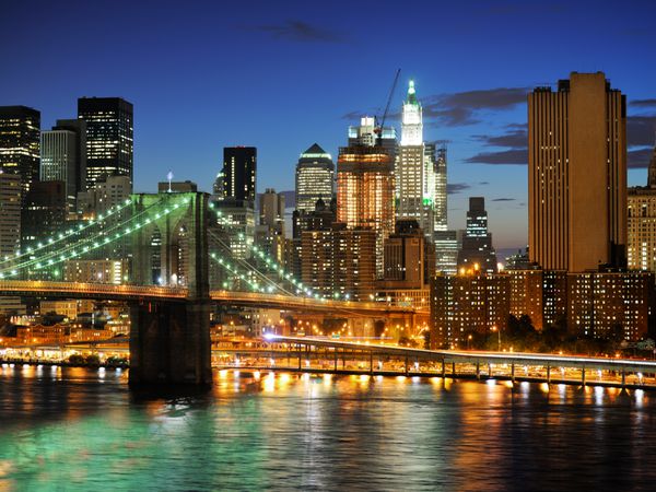 پل بروکلین شهر نیویورک - مرکز شهر در شب