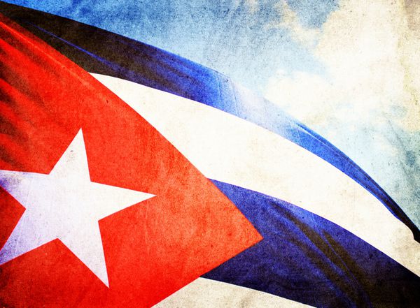 پرچم کوبا به اهتزاز در باد - سبک گرانج