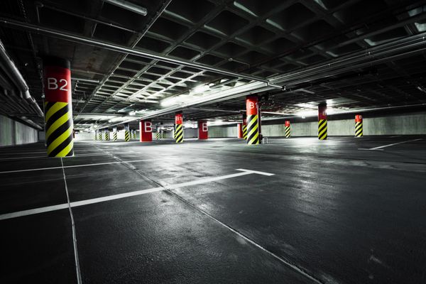 پارکینگ زیرزمینی داخلی صنعتی