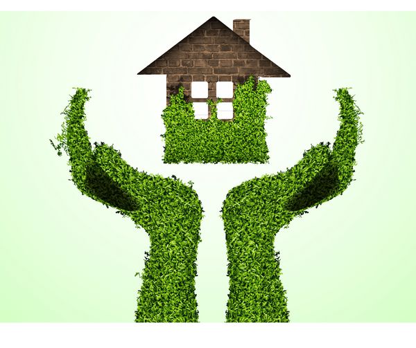 مراقبت از محیط زیست سلاح های بیرون از چمن با یک خانه سبز مفهوم اکولوژی