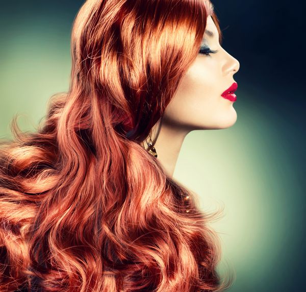 مو قرمز مد پرتره دختر مو قرمز اکستنشن مو