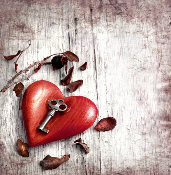 کلید با قلب به عنوان نماد عشق