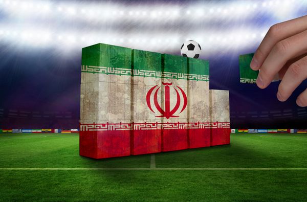 دیوار ساختمان دستی پرچم ایران در افکت گرانج