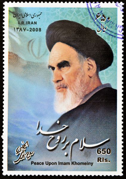 ایران - حدود 2008 تمبری چاپ شده در ایران خمینی را نشان می دهد حدود 2008