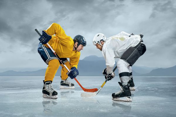 بازیکنان هاکی روی یخ