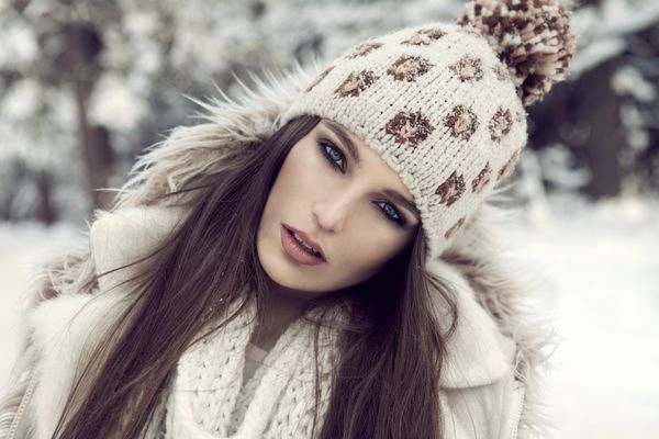 دختر زمستانی