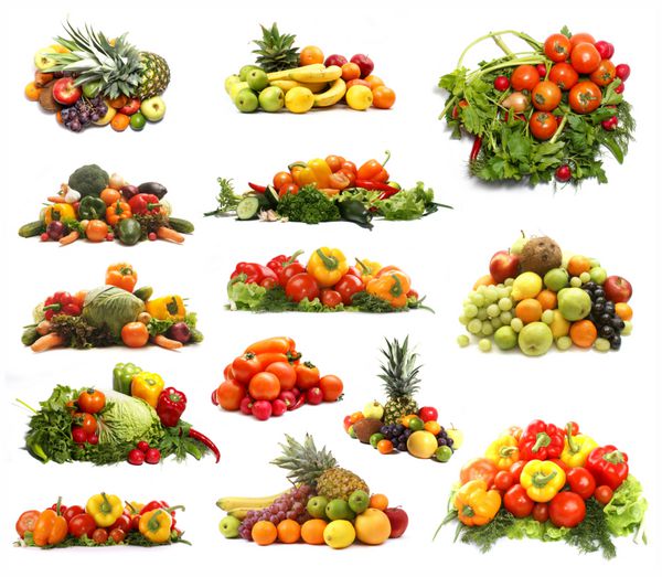 مجموعه ای از توده های مختلف میوه و سبزیجات روی پس زمینه سفید