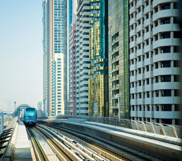 دبی امارات متحده عربی - 6 مارس 2014 متروی دبی به عنوان طولانی ترین شبکه مترو کاملاً خودکار جهان 75 کیلومتر 6 مارس 2014 دبی امارات