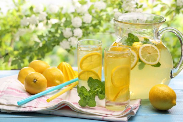 لیموناد مرکبات نوشیدنی تابستانی