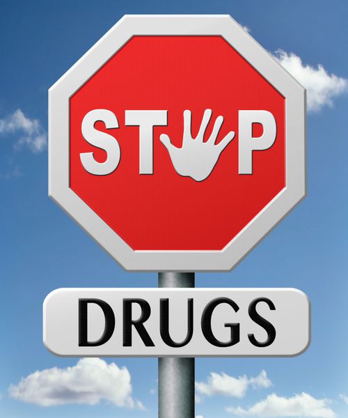 مصرف مواد مخدر و اعتیاد با بازپروری در مرکز توانبخشی معتاد را متوقف می کند