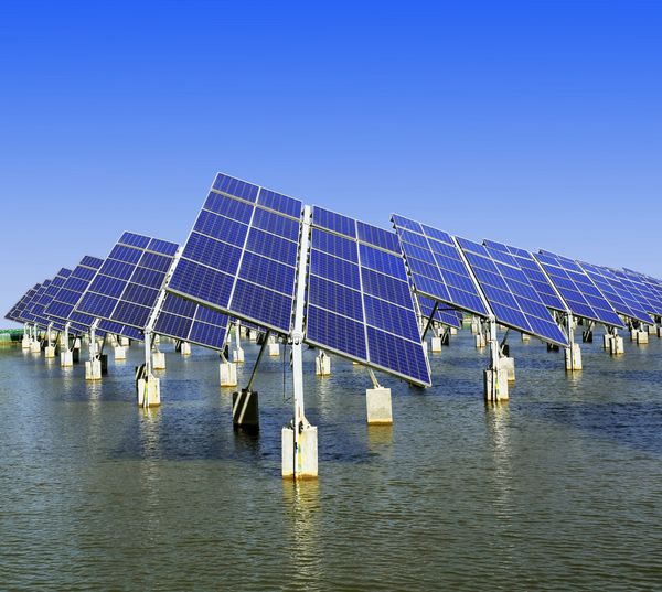 نیروگاه با استفاده از انرژی خورشیدی تجدیدپذیر با