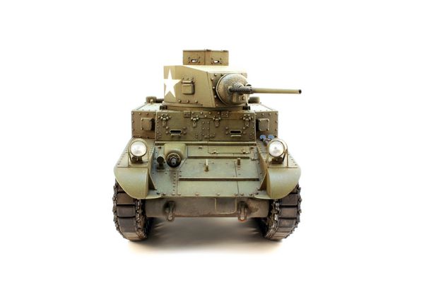مدل تانک سبک آمریکایی M3 نمای جلو