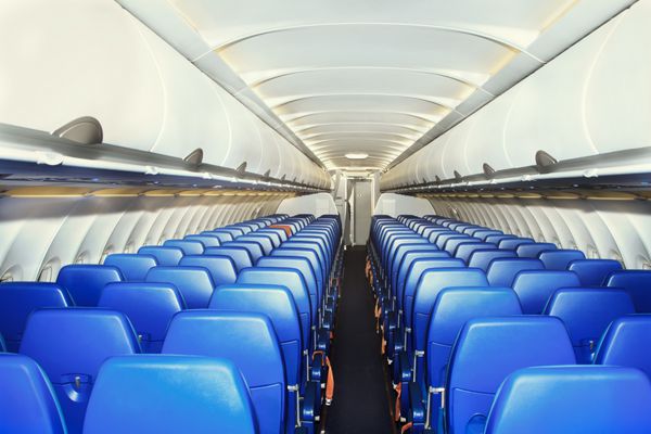 فضای داخلی مدرن هواپیما