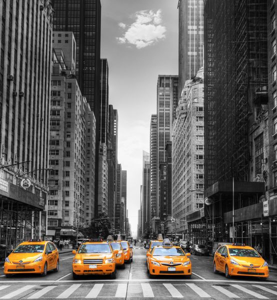 Avenue avec des taxis أ نیویورک