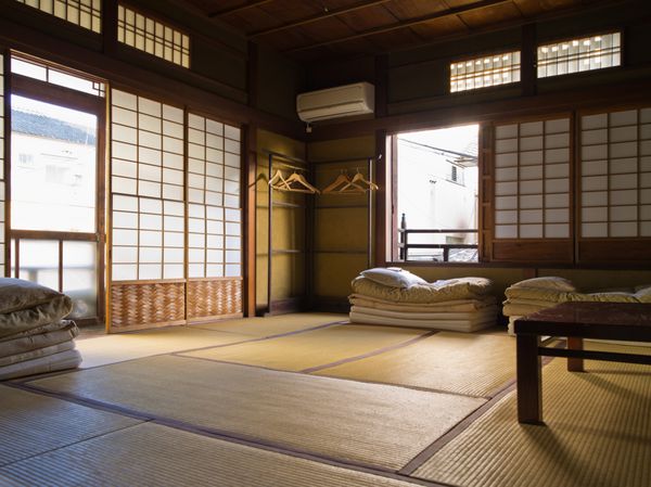 japanisches zimmer mit tatami fuأںبودن