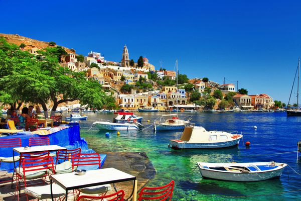 تعطیلات یونانی جزیره سیمی