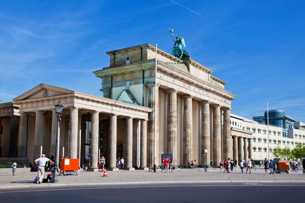 دروازه برندنبورگ برلین آلمان