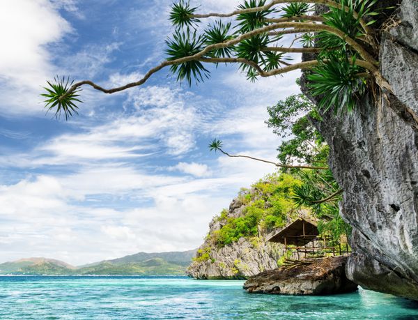 ساحل دریای استوایی تاج جزیره بوسانگا استان پالاوان فیلیپین