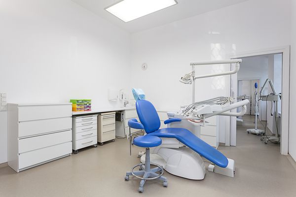 تجهیزات ویژه برای دندانپزشک مطب دندانپزشکی