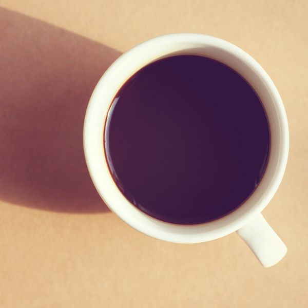 قهوه سیاه با نور و سایه افکت فیلتر رترو