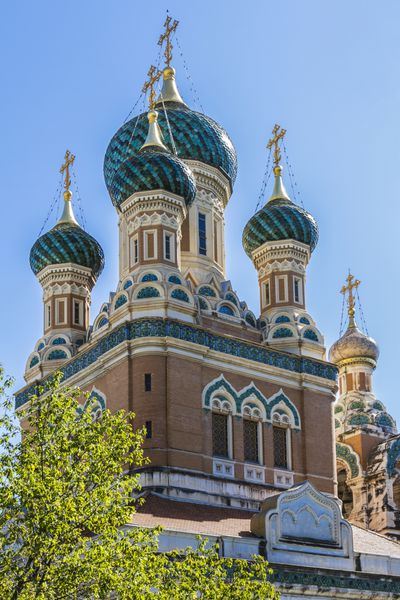 کلیسای جامع ارتدکس روسی سنت نیکولا د نیک یک بنای تاریخی ملی فرانسه است که در شهر زیبای ریویرای فرانسوی واقع شده است در سال 1912 به لطف سخاوت تزار نیکلاس دوم افتتاح شد