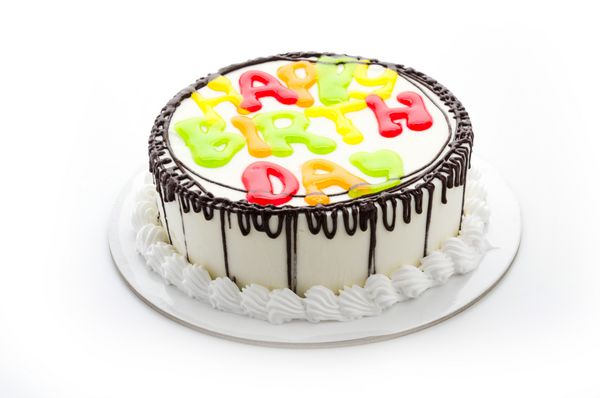 کیک تولدت مبارک جدا شده روی سفید