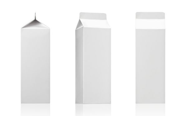 بسته های کارتنی جعبه شیر یا جعبه آب میوه خالی سفید بسته بندی آجری مقوای کاغذی برای محصولات لبنی نوشابه آماده برای طراحی شما مجموعه بسته بندی - تصویر واقعی پو