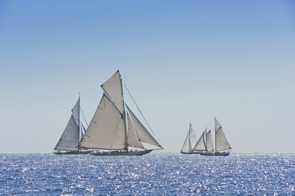 13 سپتامبر 2014 قایق بادبانی باستانی در طول یک مسابقه قایق‌رانی در چالش قایق‌های تفریحی کلاسیک پانرای از 10 سپتامبر 2014 تا 14 سپتامبر 2014 امپریا ایتالیا
