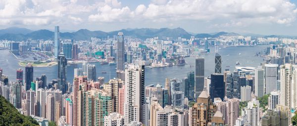 چشم انداز افق هنگ کنگ از قله ویکتوریا