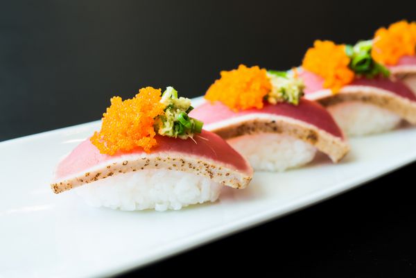 غذای سالم رول سوشی - سبک غذای ژاپنی