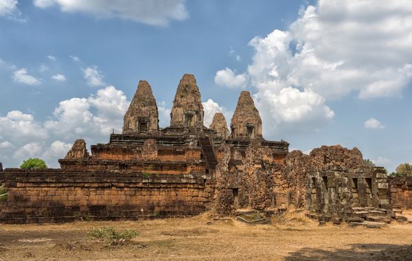 معبد باستانی pre rup cambodgia