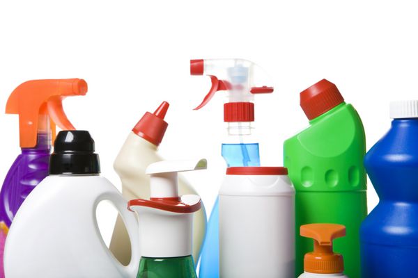 مجموعه پاک کننده های بهداشتی برای کارهای خانه