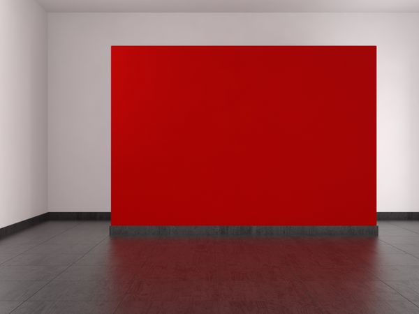 اتاق نشیمن خالی با دیوار قرمز و کف کاشی