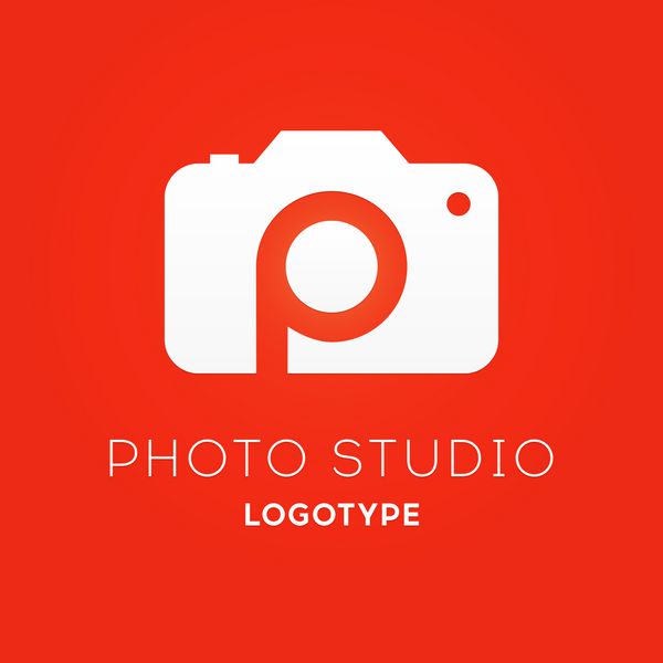 طراحی لوگوی دوربین برای استودیو خلاق پو با حرف p در داخل وکتور جدا شده در پس زمینه قرمز