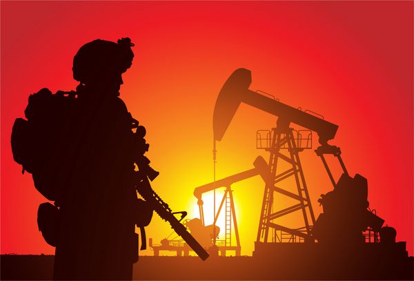 سرباز ما با سکوهای نفتی در پس زمینه