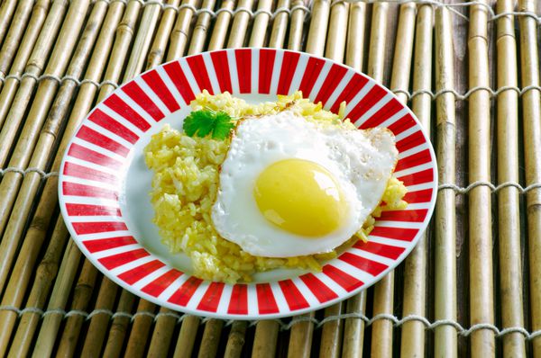 Dami e Baghali - زردچوبه برنج و لوبیا لیما غذاهای برنج ایرانی