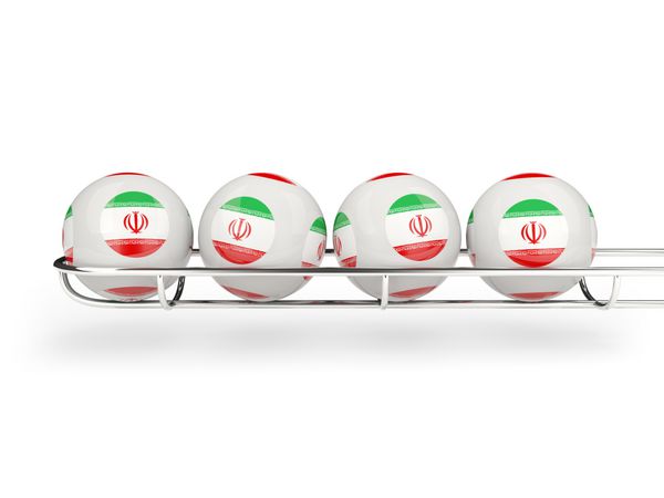 پرچم ایران روی توپ های قرعه کشی تصویر سه بعدی
