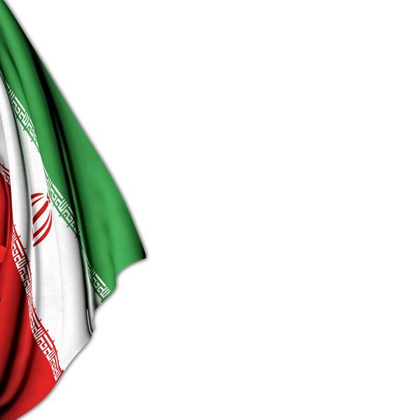 پرچم ایران نزدیک در چین های پارچه ابریشمی - رندر سه بعدی