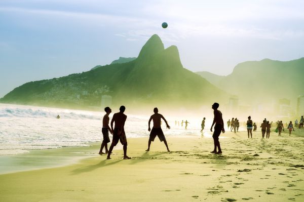 فوتبال ساحلی فوتبال ساحلی کاریوکا برزیلی آلتینیو فوتبال