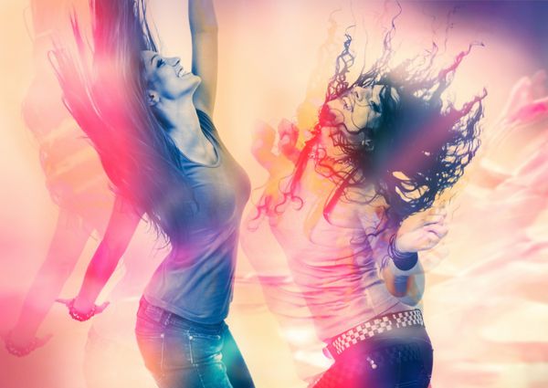 عکس هنری رقص دو دختر