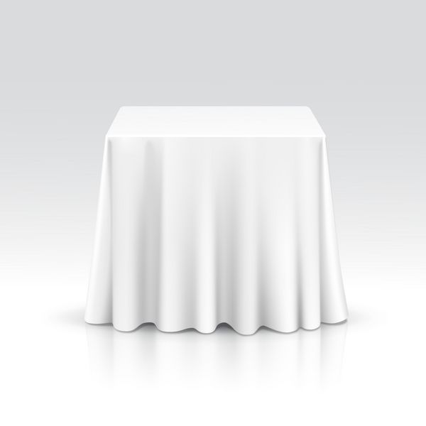 میز مربع خالی با رومیزی جدا شده در پس زمینه سفید