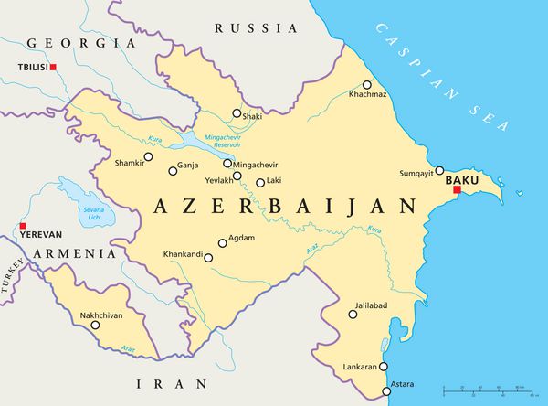 نقشه سیاسی آذربایجان با پایتخت باکو مرزهای ملی مهمترین شهرها رودخانه ها و دریاچه ها برچسب‌گذاری و مقیاس‌بندی انگلیسی تصویر