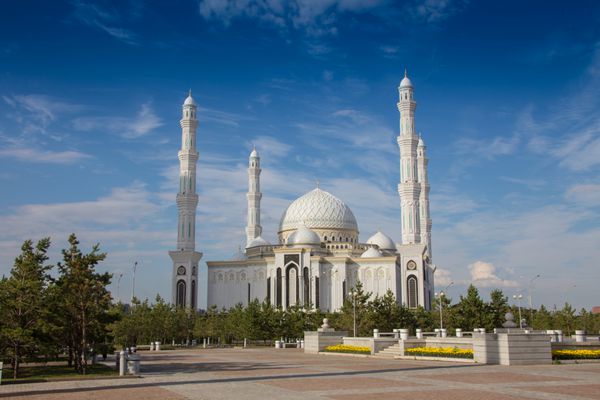 مسجد ینی کامی در آستانه قزاقستان