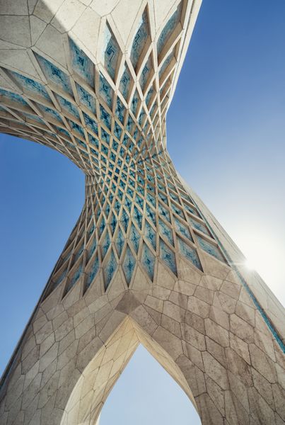 تهران ایران - 15 اکتبر 2016 برج آزادی واقع در میدان آزادی شهر تهران