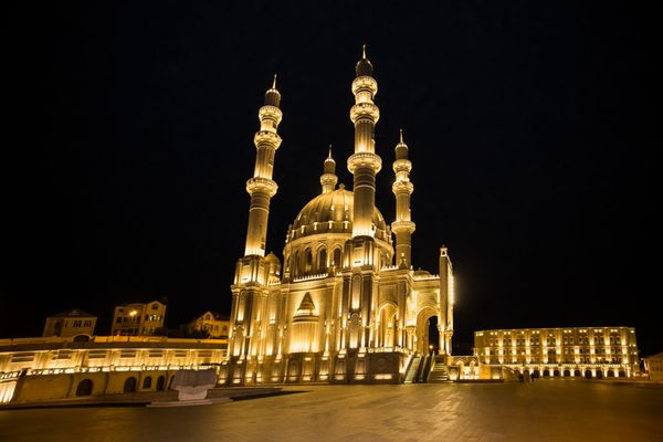 مسجد حیدر جدید در باکو آذربایجان