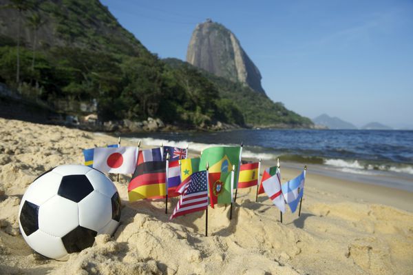 پرچم های بین المللی فوتبال برزیل فوتبال ساحلی ریو